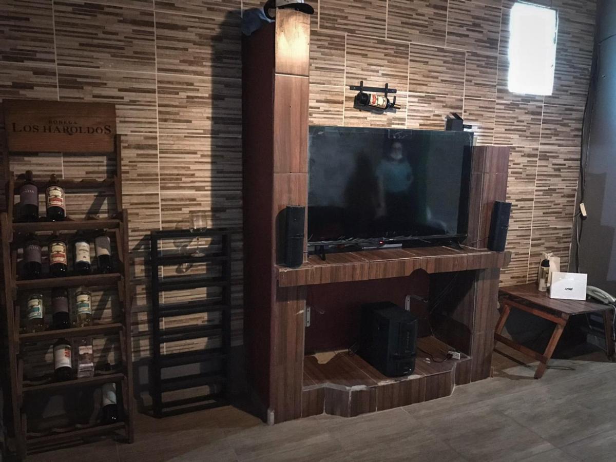 Hostel Krieger Hauss Пуерто Игуасу Екстериор снимка