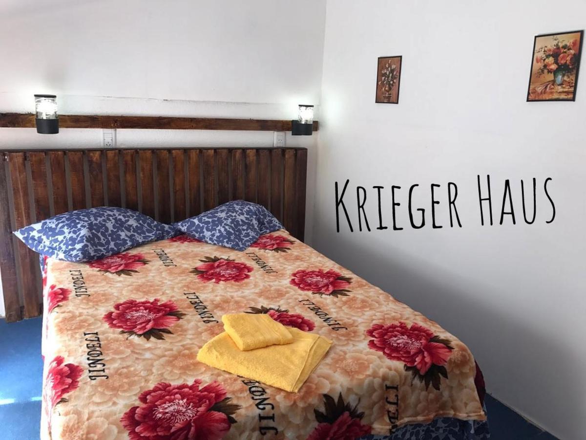 Hostel Krieger Hauss Пуерто Игуасу Екстериор снимка